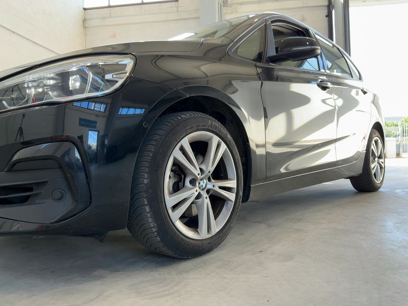 BMW 2er 218i Active Tourer Advantage 2020 – снимка 2