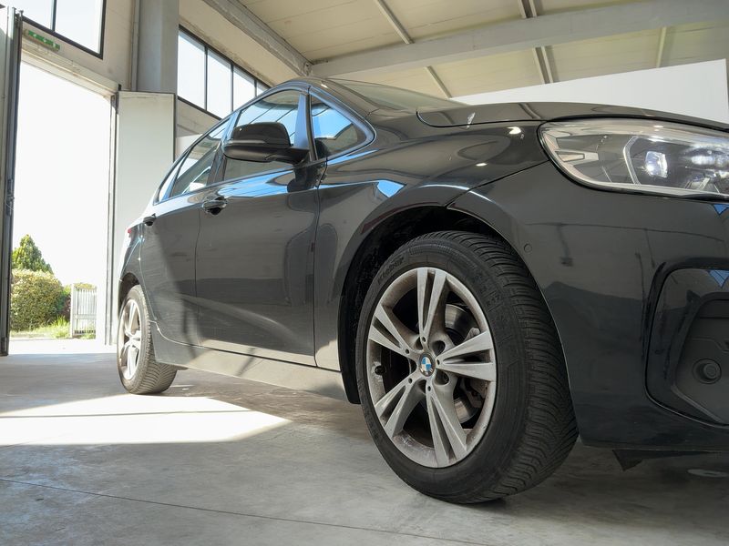 BMW 2er 218i Active Tourer Advantage 2020 – снимка 12