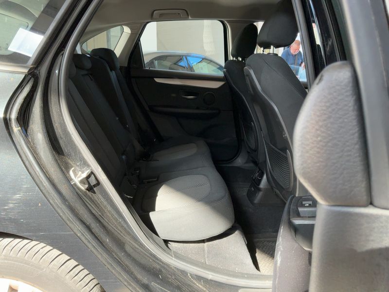 BMW 2er 218i Active Tourer Advantage 2020 – снимка 19