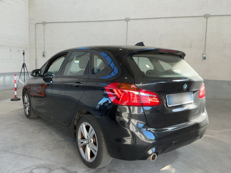 BMW 2er 218i Active Tourer Advantage 2020 – снимка 6