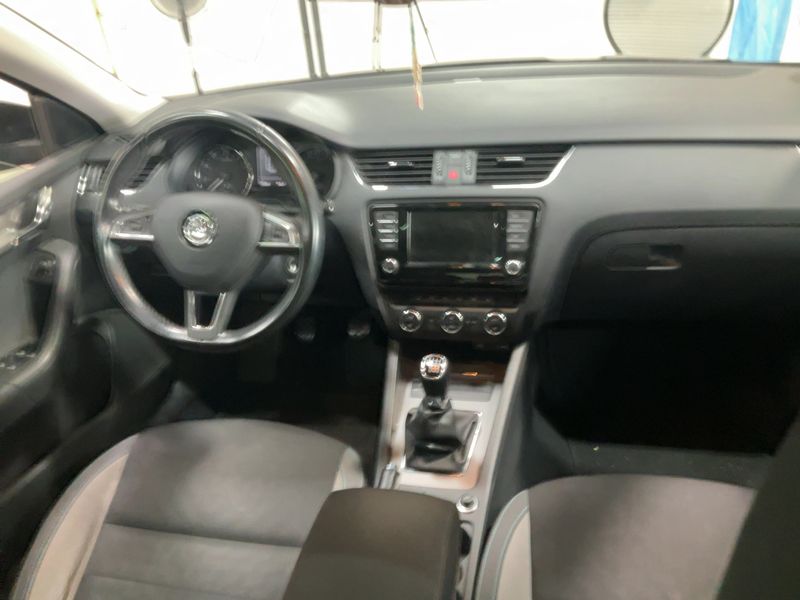 Skoda Octavia 1.4 TSI Joy 2016 – снимка 18