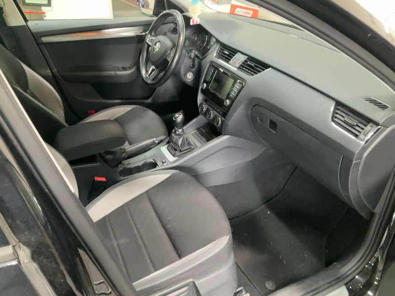 Skoda Octavia 1.4 TSI Joy 2016 – снимка 17