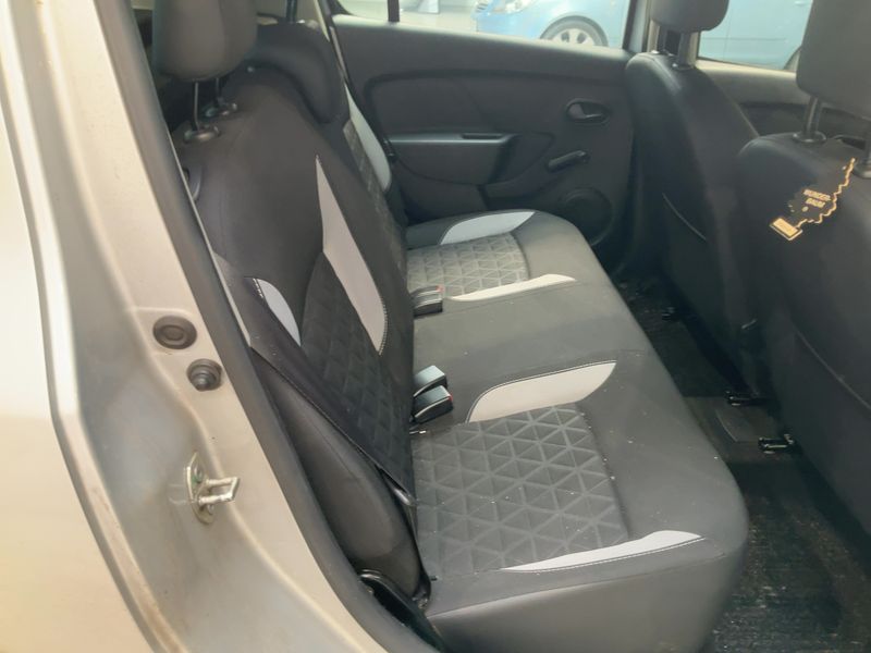Dacia Sandero 1.5 dCi Stepway Ambiance 2014 – снимка 19