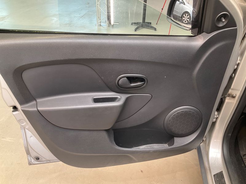 Dacia Sandero 1.5 dCi Stepway Ambiance 2014 – снимка 26