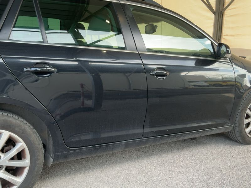 Volkswagen Golf VI 1.6 TDI Highline 2010 – снимка на щета 10