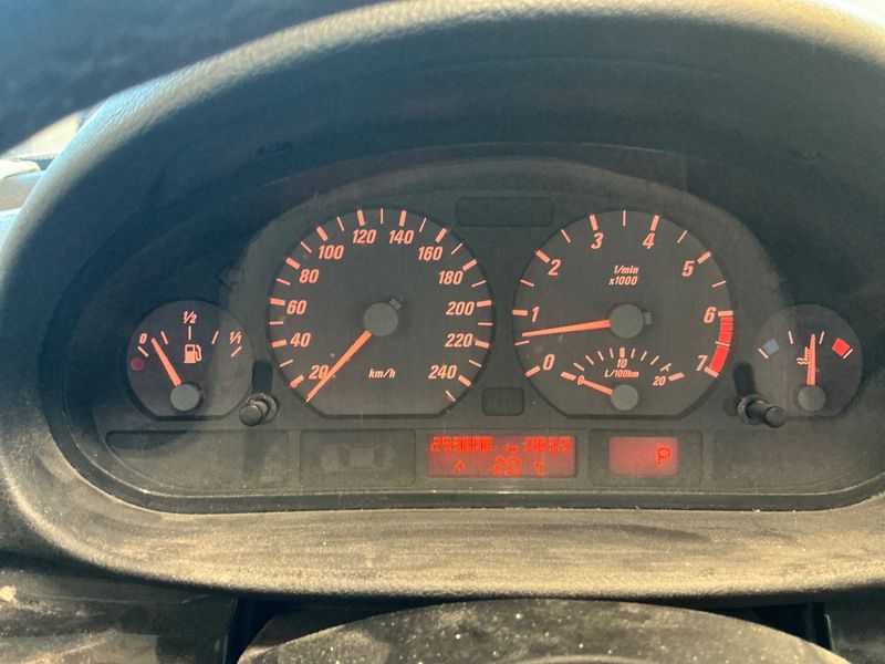 BMW 3er 325Ci 2000 – снимка 4