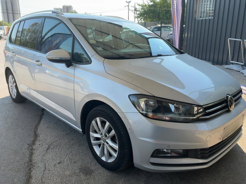Volkswagen Touran 1.6 TDI Comfortline BlueMotion Tech 2016 – снимка 12