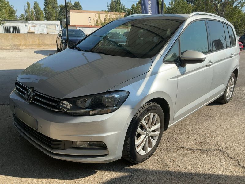 Volkswagen Touran 1.6 TDI Comfortline BlueMotion Tech 2016 – снимка 2