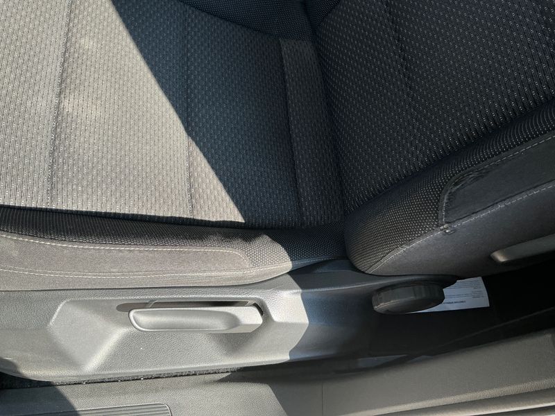 Volkswagen Touran 1.6 TDI Comfortline BlueMotion Tech 2016 – снимка 27
