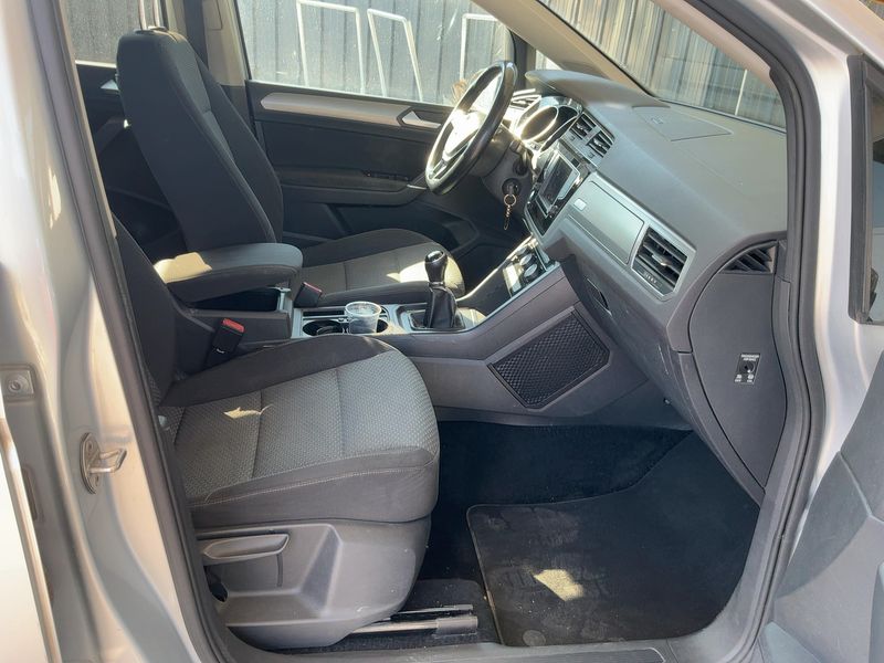 Volkswagen Touran 1.6 TDI Comfortline BlueMotion Tech 2016 – снимка 16