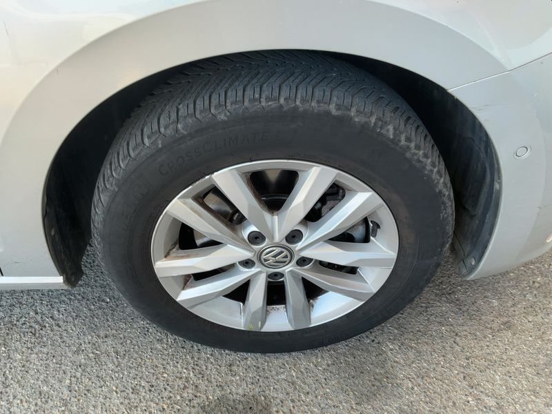 Volkswagen Touran 1.6 TDI Comfortline BlueMotion Tech 2016 – снимка 11