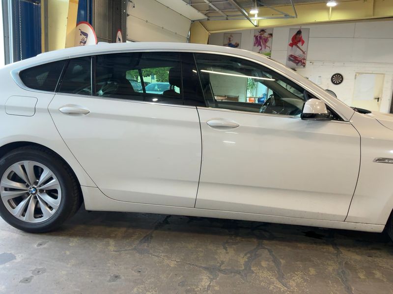 BMW 5er 530d GT xDrive 2011 – снимка 10