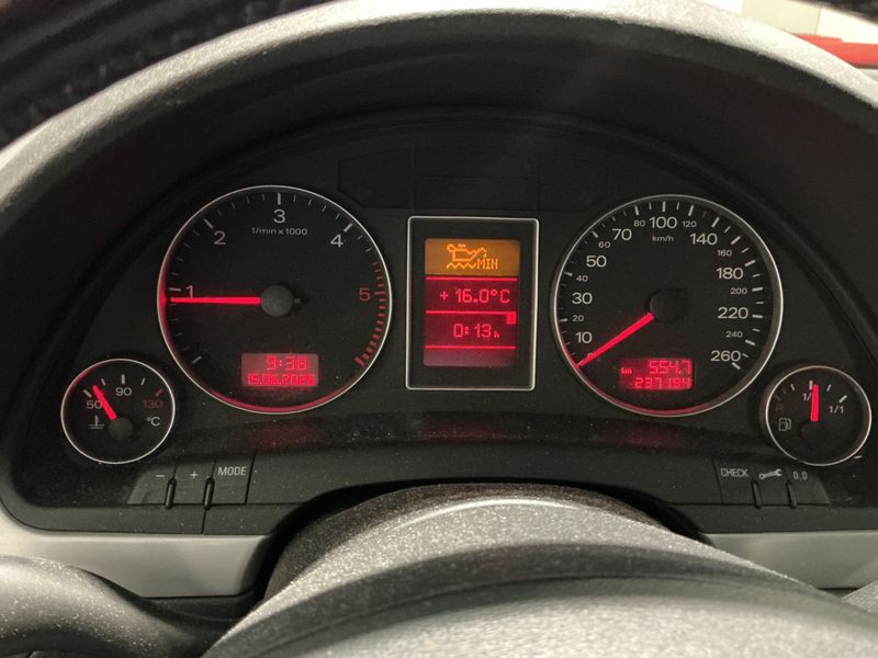 Audi A4 1.9 TDI 2006 – снимка 4