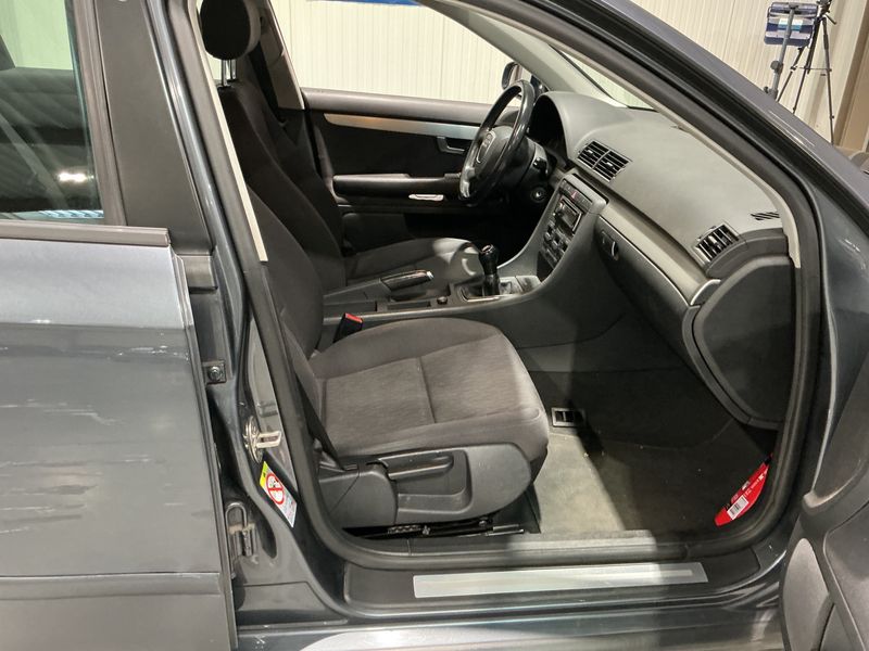 Audi A4 1.9 TDI 2006 – снимка 3
