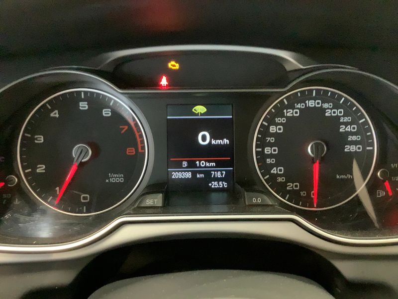 Audi A4 1.8 TFSI Ambition 2014 – снимка 19