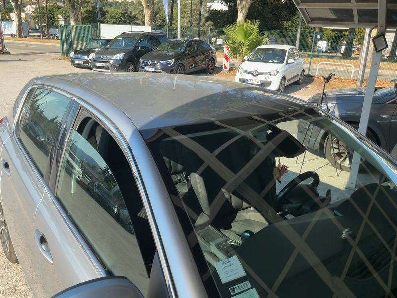 Peugeot 308 1.6 Blue-HDi Allure 2015 – снимка 13