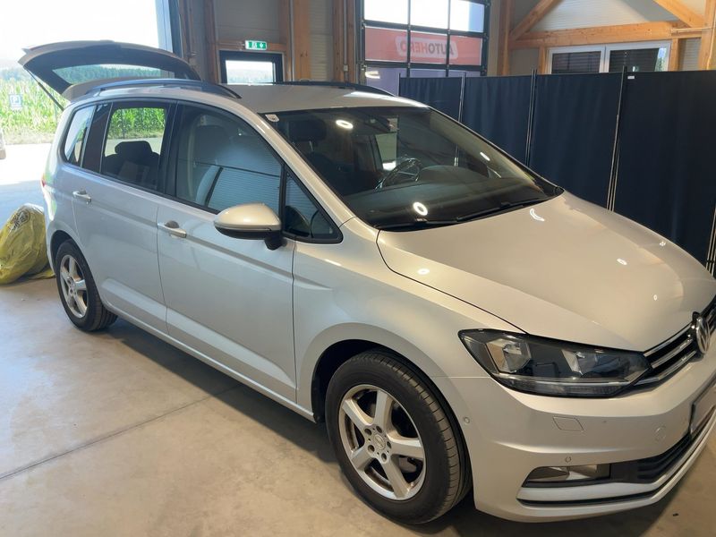 Volkswagen Touran 1.6 TDI Comfortline BlueMotion Tech 2016 – снимка 12