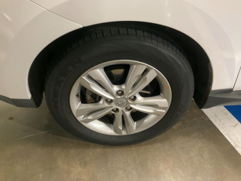 Hyundai ix35 1.7 CRDi Tecno 2WD 2013 – снимка 3