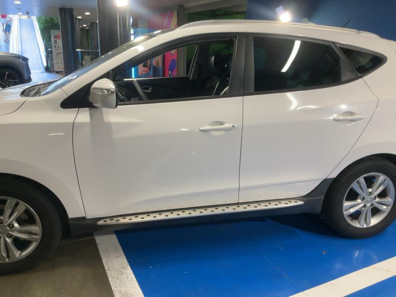 Hyundai ix35 1.7 CRDi Tecno 2WD 2013 – снимка 4