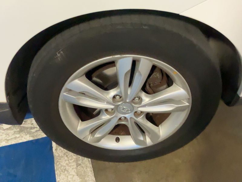 Hyundai ix35 1.7 CRDi Tecno 2WD 2013 – снимка 11