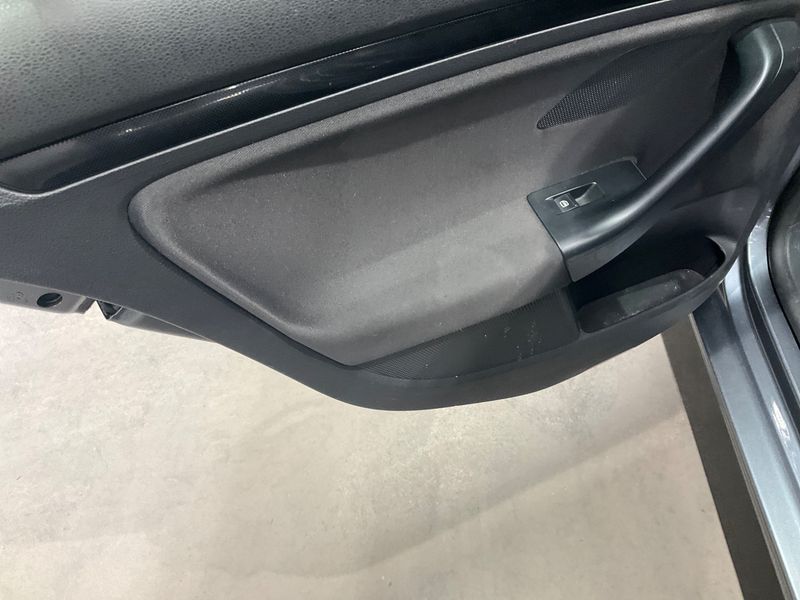 Volkswagen Golf VI 1.4 TSI Comfortline 2011 – снимка 33