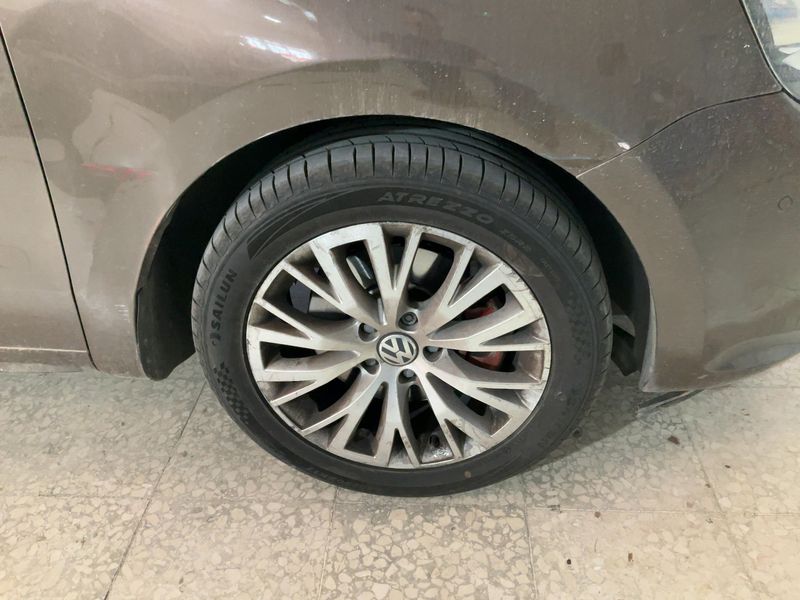 Volkswagen Sharan 2.0 TDI Style BlueMotion Tech 2012 – снимка 11