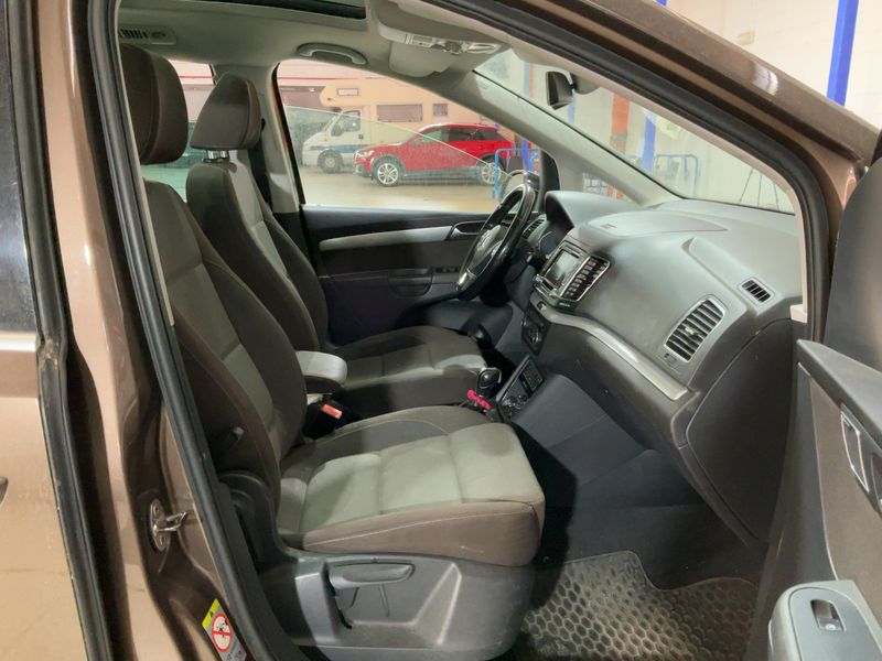 Volkswagen Sharan 2.0 TDI Style BlueMotion Tech 2012 – снимка 16
