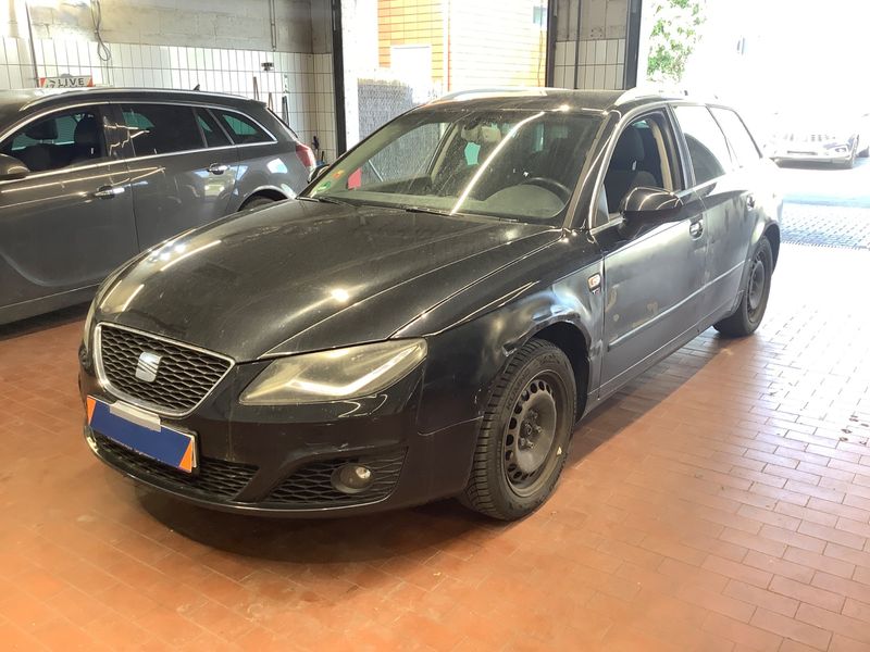Seat Exeo 2.0 TDI Style 2012 – снимка 1