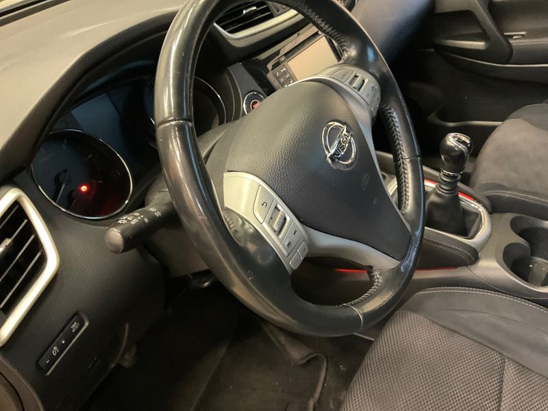 Nissan Qashqai 1.6 dCi Connect Edition 2014 – снимка 40