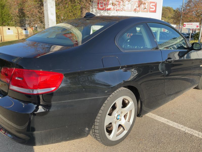 BMW 3er 320i 2009 – снимка 8