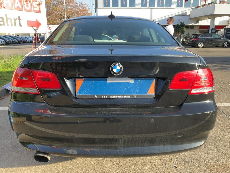 BMW 3er 320i 2009 – снимка 7