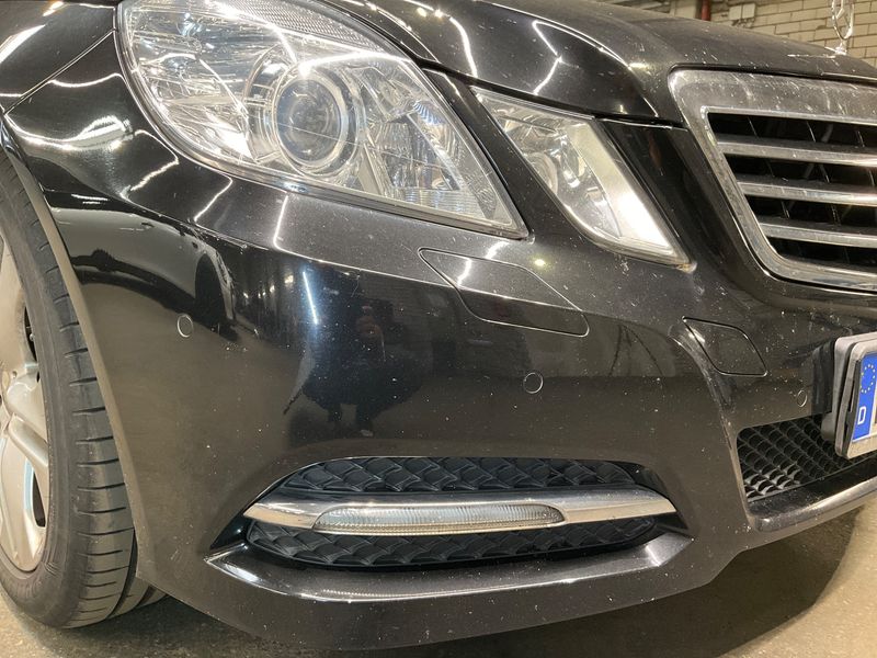 Mercedes-Benz E-Klasse E 200 CGI T BlueEfficiency Avantgarde 2011 – снимка 34