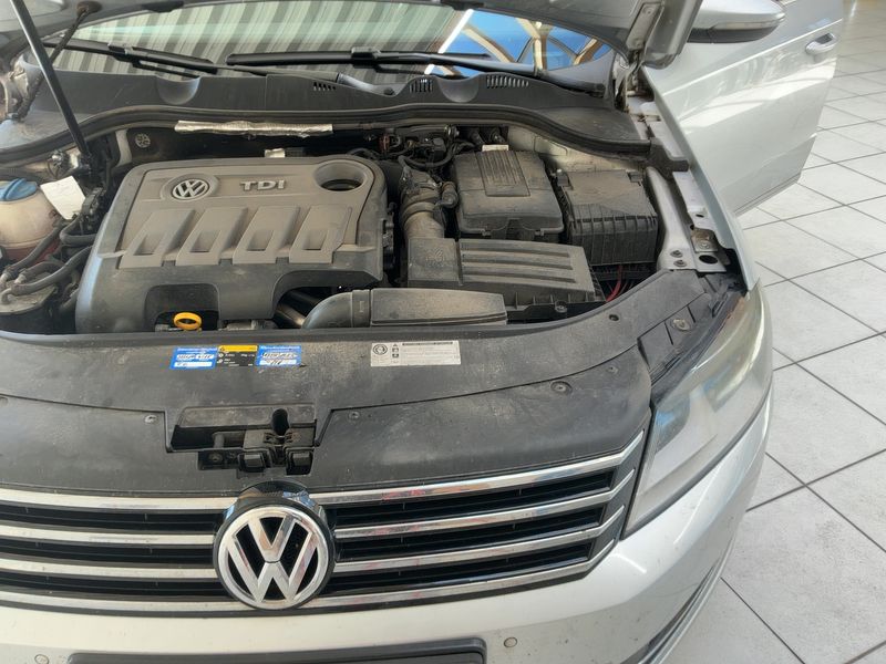 Volkswagen Passat 2.0 TDI Highline BlueMotion Tech 2014 – снимка 36