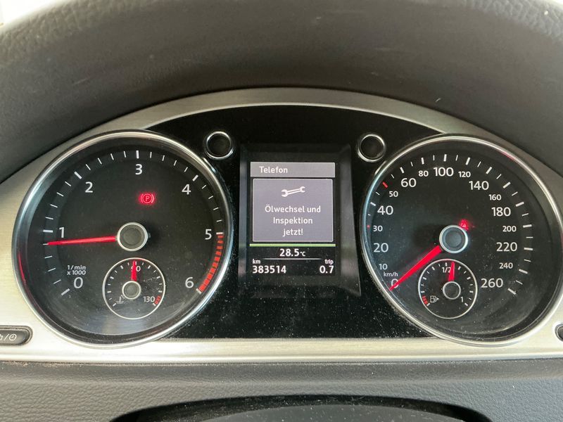 Volkswagen Passat 2.0 TDI Highline BlueMotion Tech 2014 – снимка 13