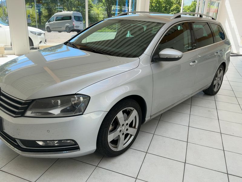 Volkswagen Passat 2.0 TDI Highline BlueMotion Tech 2014 – снимка 2