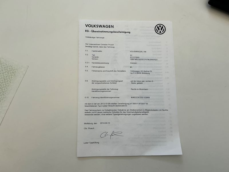 Volkswagen Passat 2.0 TDI Highline BlueMotion Tech 2014 – снимка 16