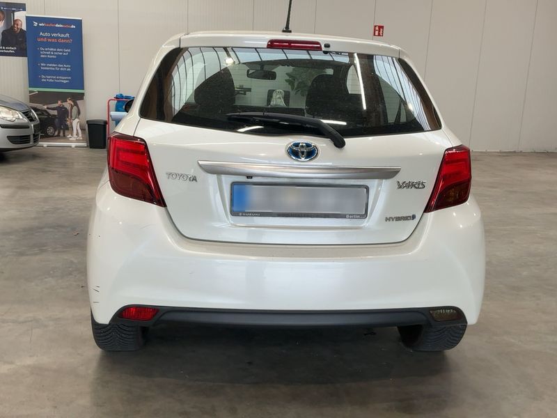 Toyota Yaris 1.5 Hybrid Club 2014 – снимка 7