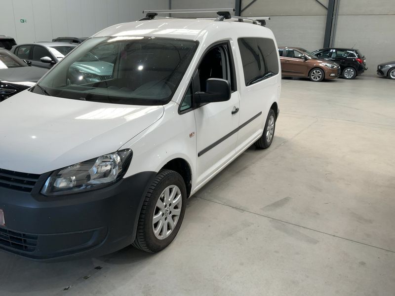 Volkswagen Caddy 1.6 TDI Maxi Startline 2015 – снимка 2