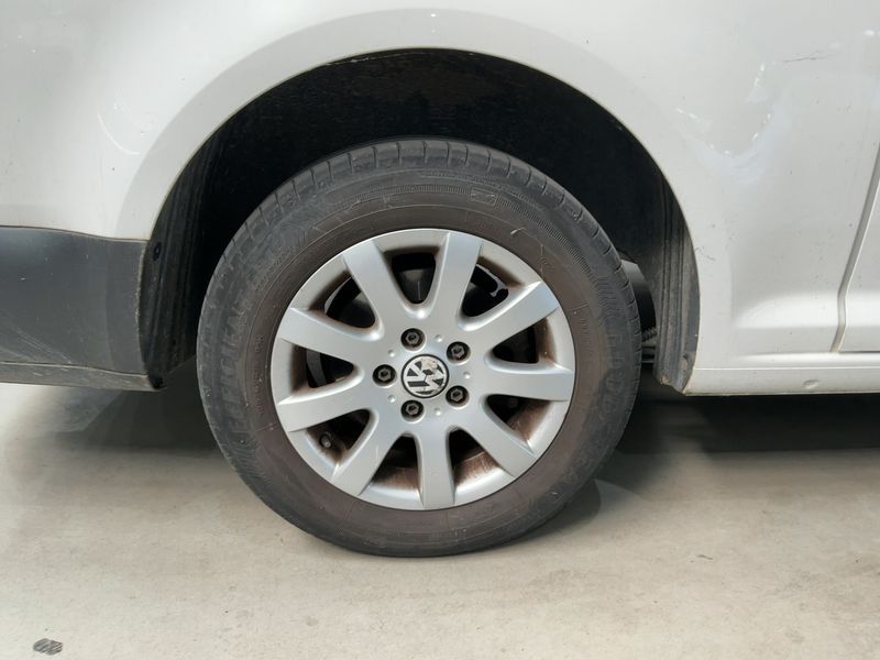 Volkswagen Caddy 1.6 TDI Maxi Startline 2015 – снимка 19