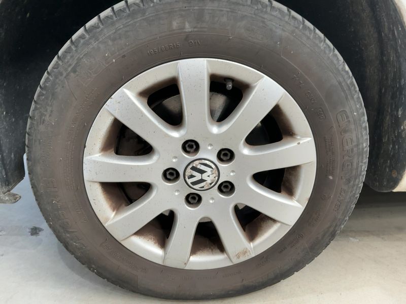 Volkswagen Caddy 1.6 TDI Maxi Startline 2015 – снимка 17