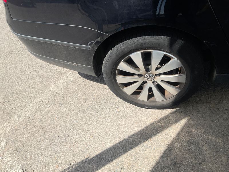 Volkswagen Passat 2.0 TDI Edition Plus 2009 – снимка 23