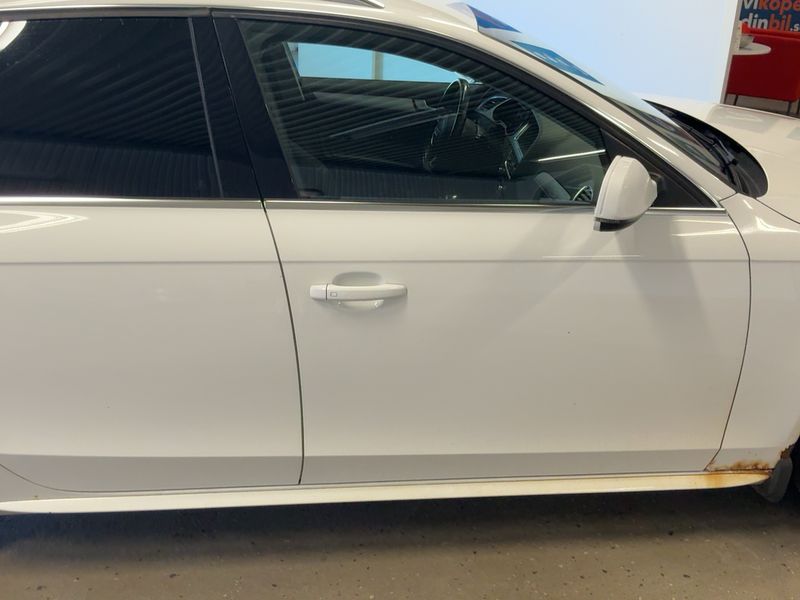 Audi A4 2.0 TDI quattro Attraction 2013 – снимка 7