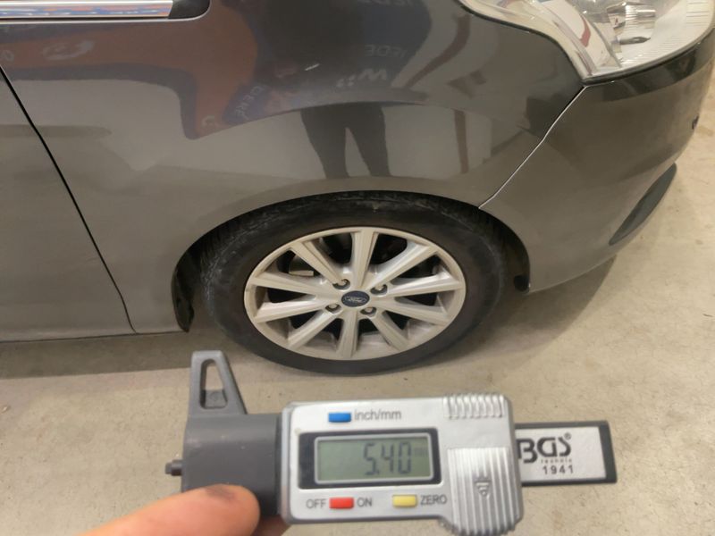 Ford B-Max 1.6 TDCi Titanium 2015 – снимка 11