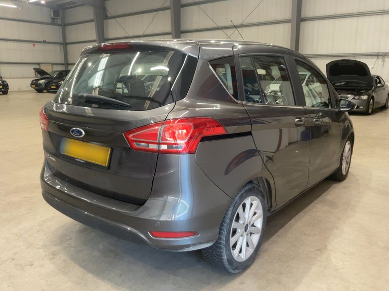 Ford B-Max 1.6 TDCi Titanium 2015 – снимка 8