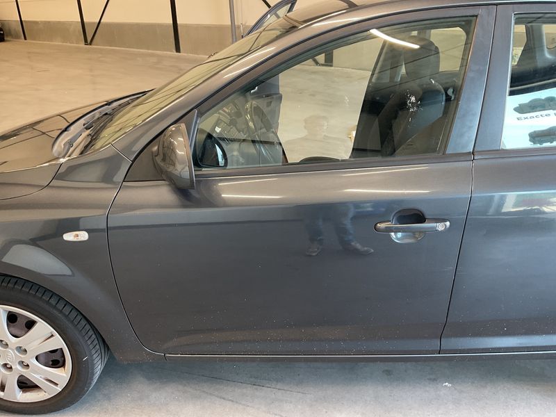 Kia cee'd 1.4 LX 2009 – снимка 21