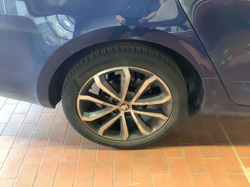 Skoda Octavia 2.0 TDI Edition 2015 – снимка 9