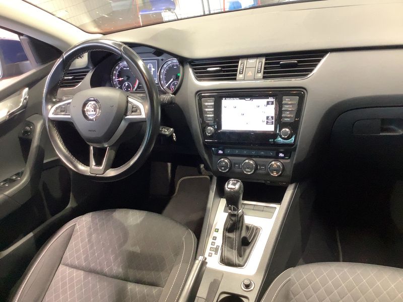 Skoda Octavia 2.0 TDI Edition 2015 – снимка 18