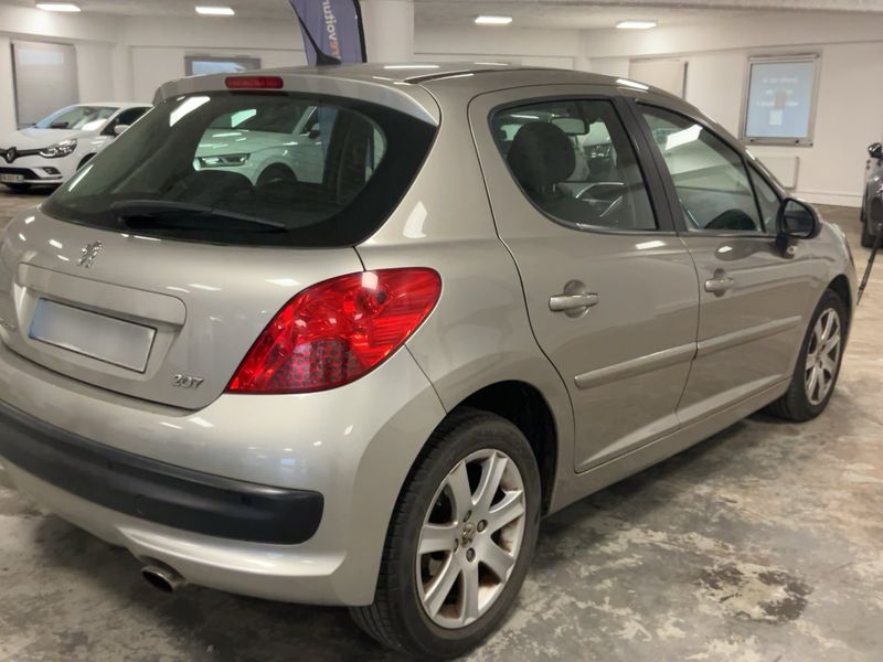Peugeot 207 1.6 Premium 2008 – снимка 8