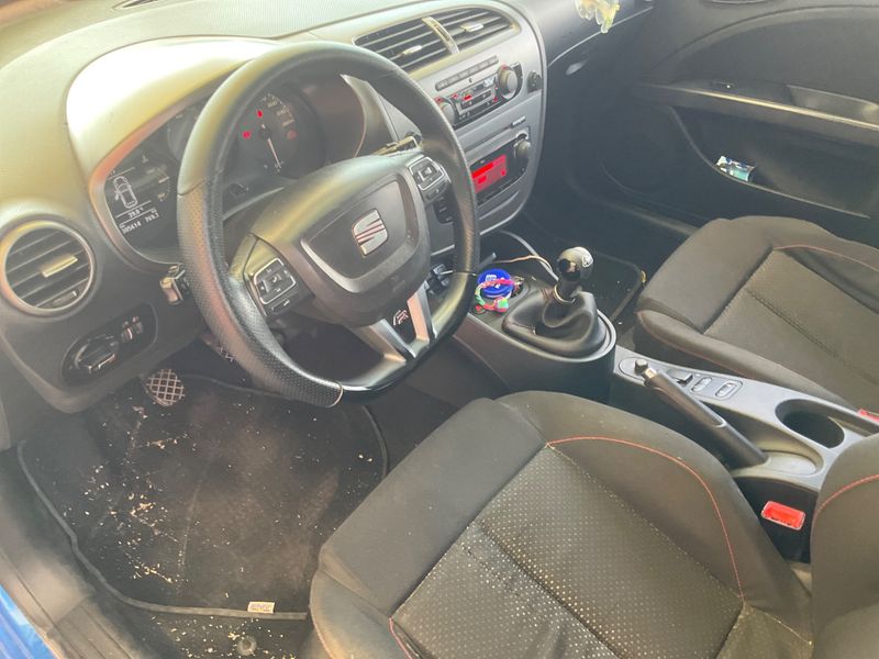 Seat Leon 2.0 TDI FR 2010 – снимка 24