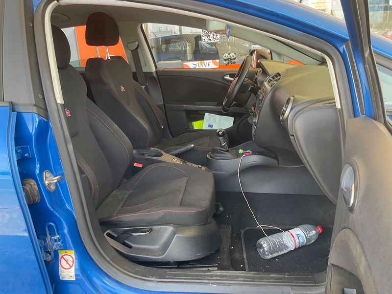 Seat Leon 2.0 TDI FR 2010 – снимка 16